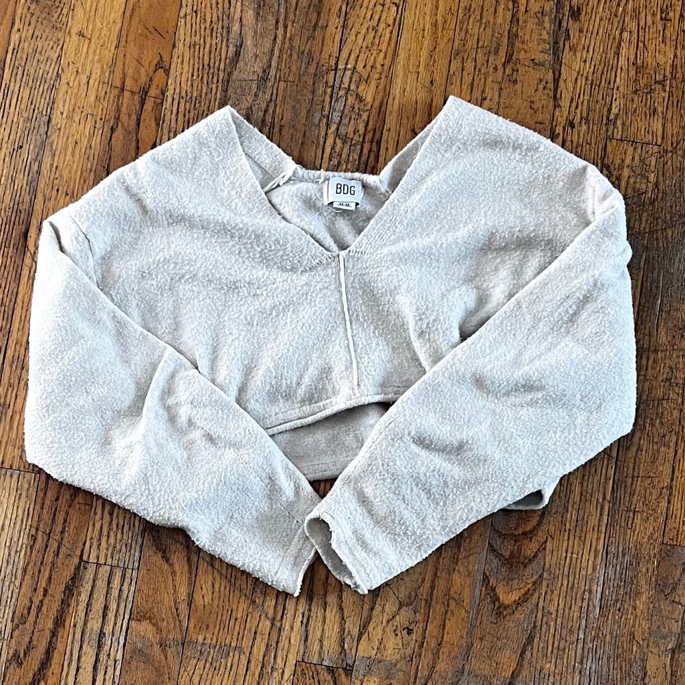 Urban Outfitters BDG V Neck Cropped Sweater